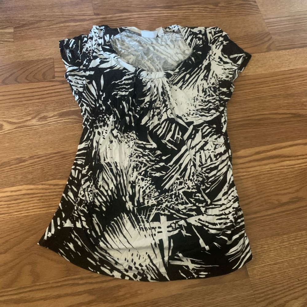 New York & Company Tee